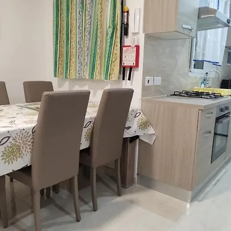 One Bed With Terrace Apartament *