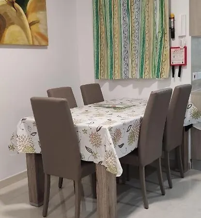 One Bed With Terrace Apartamento
