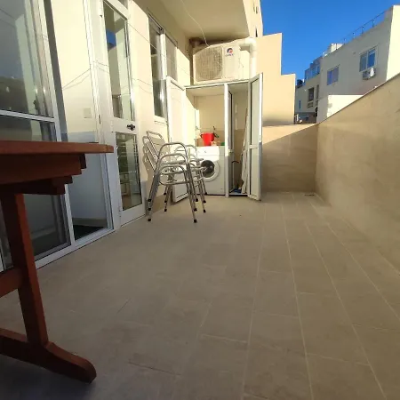 One Bed With Terrace *