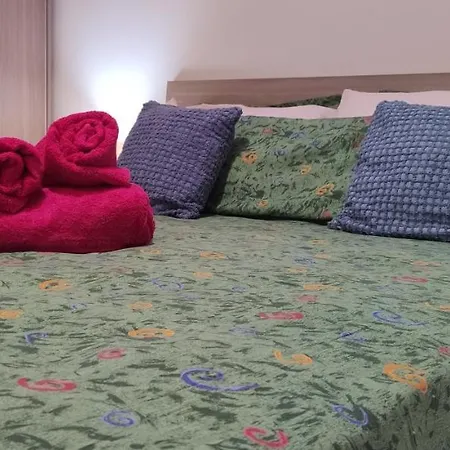 One Bed With Terrace * Marsaskala