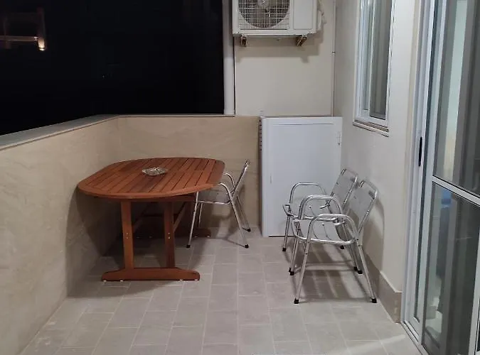 One Bed With Terrace Appartement Marsaskala