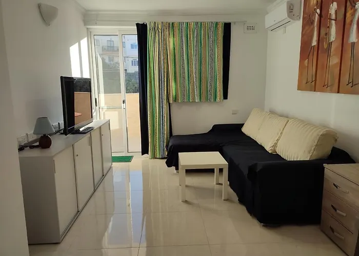 One Bed With Terrace * Marsaskala